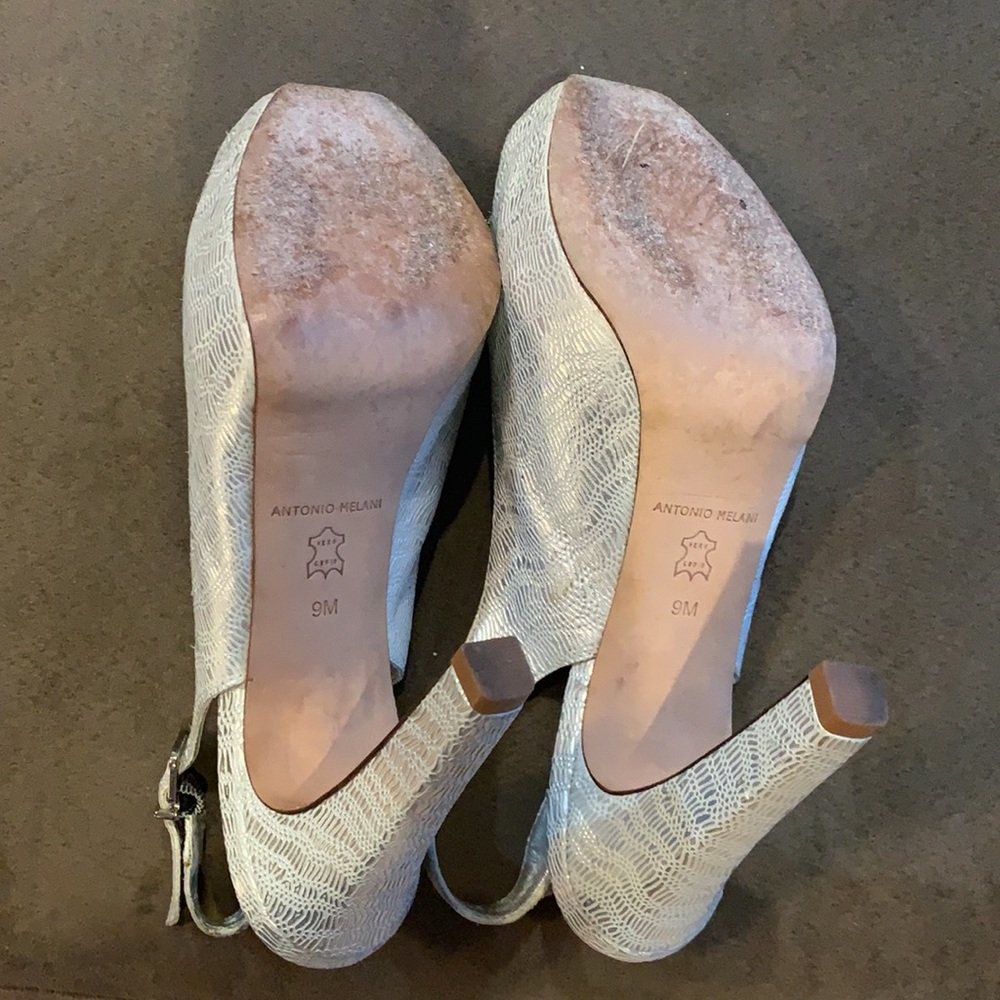 Heels - Picture 4 of 7